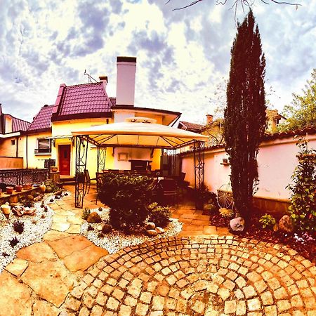 Luxury Private House In City Center Велико Търново Екстериор снимка