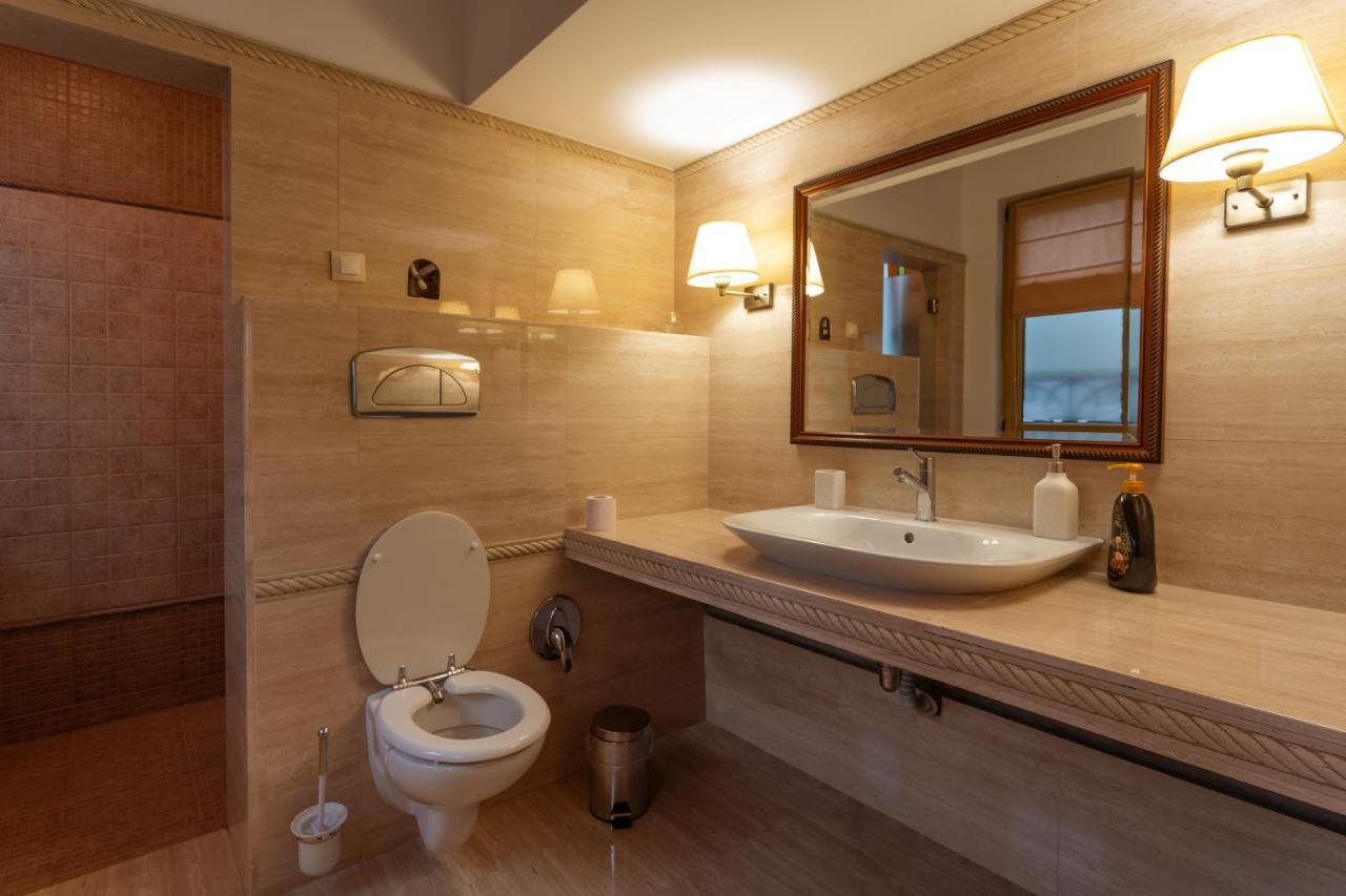 Luxury Private House In City Center Велико Търново Екстериор снимка