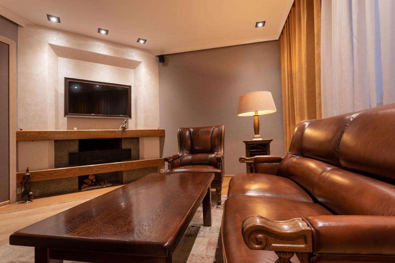 Luxury Private House In City Center Велико Търново Екстериор снимка