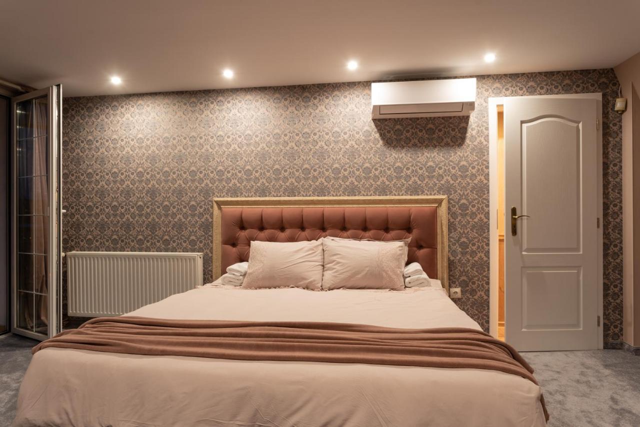 Luxury Private House In City Center Велико Търново Екстериор снимка